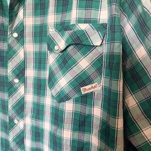 Vintage Wrangler Pearl Snap Western shirt